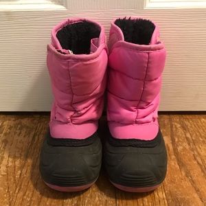 😘 LIKE NEW - Toddler girl snow boots